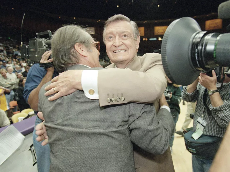 Chick Hearn gets hug from Jack Nicholson