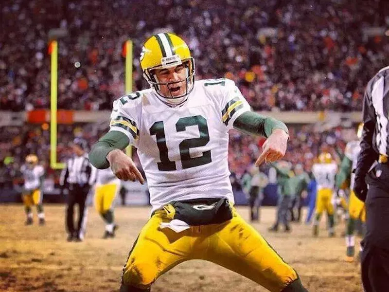 Aaron Rodgers celebrating