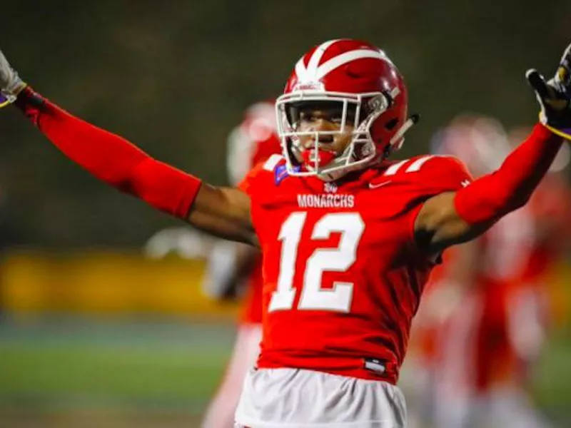 Mater Dei player celebrating