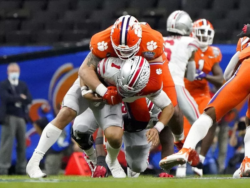 Clemson defensive lineman Bryan Bresee