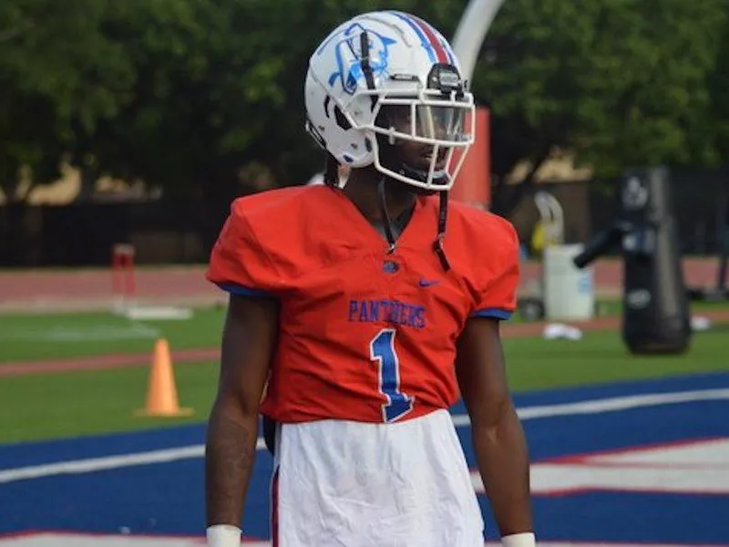 Duncanville High Football cornerback Lamodrick Spencer