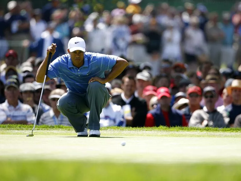 Tiger Woods putting at 2008 u.s. open