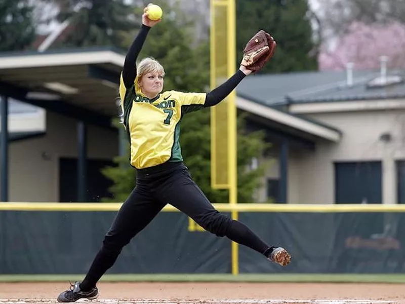 Oregon pitcher Sam Skillingstad