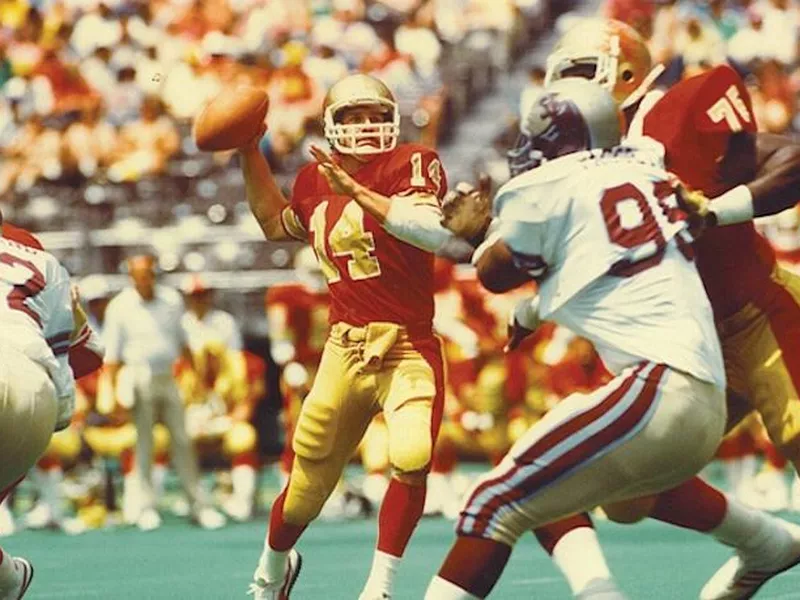 Philadelphia/Baltimore Stars quarterback Chuck Fusina