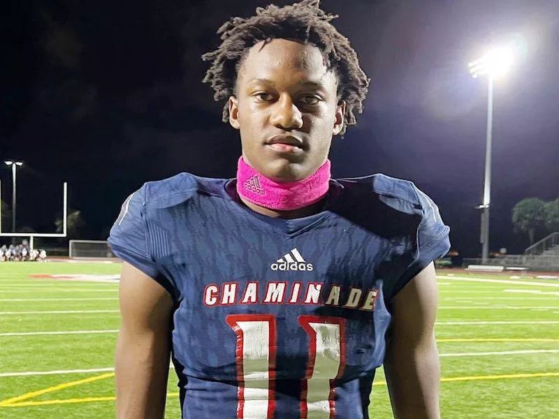 Chaminade-Madonna quarterback Cedrick Bailey