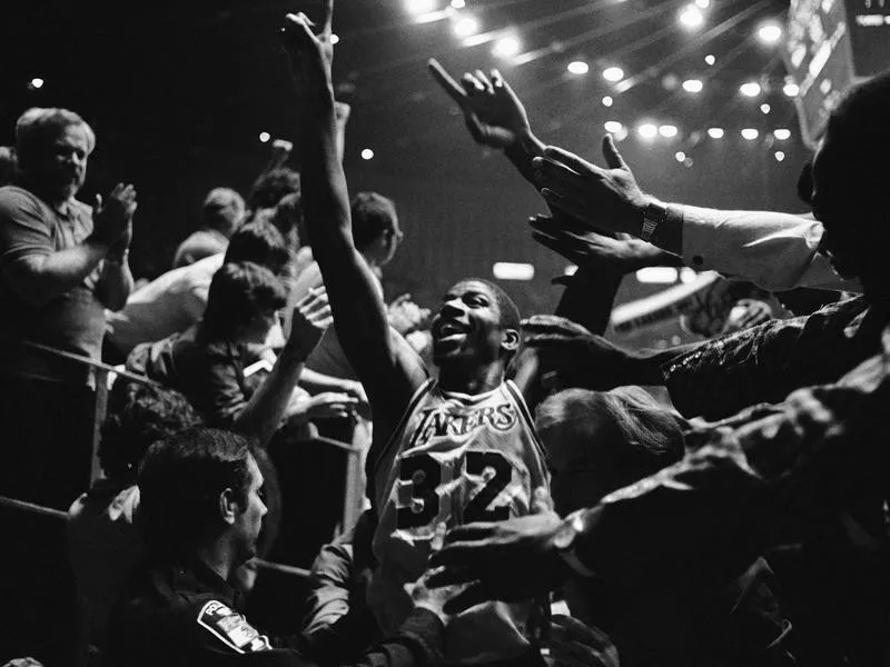 Magic Johnson celebrates with crowd