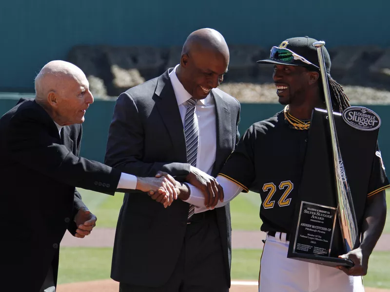 Andrew McCutchen, Barry Bonds, and Dick Groat celebrating