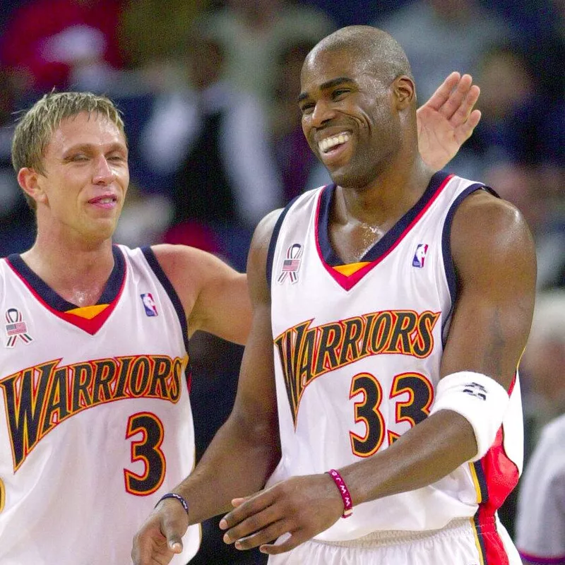 Golden State Warriors' Bob Sura (3) and Antawn Jamison smile