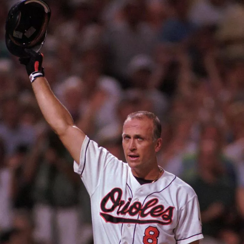 Baltimore Orioles Cal Ripken tips his hat