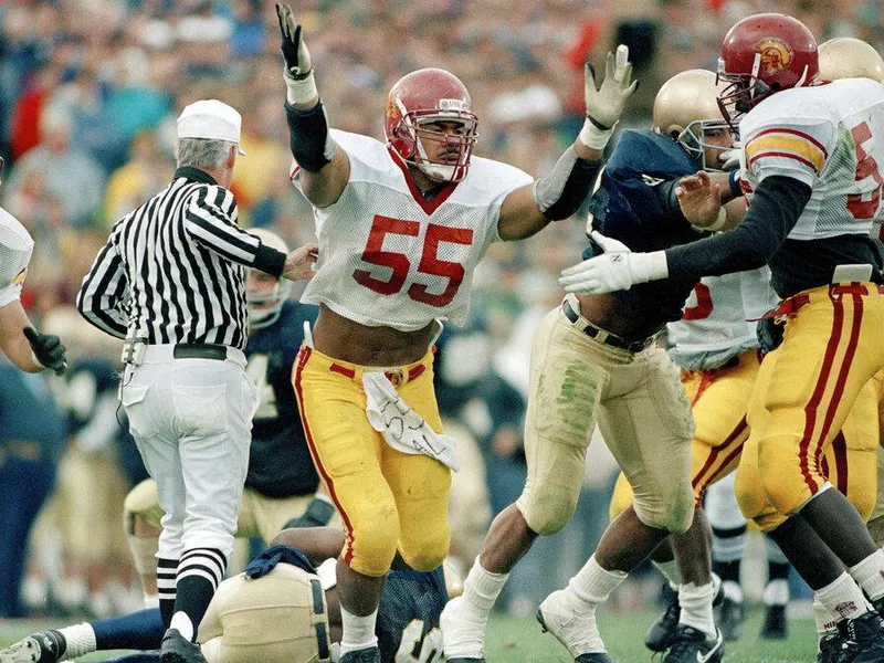 USC linebacker Junior Seau