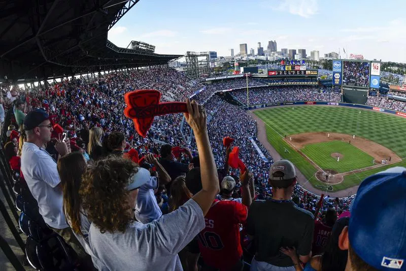 Tomahawk chop and scenic outfield