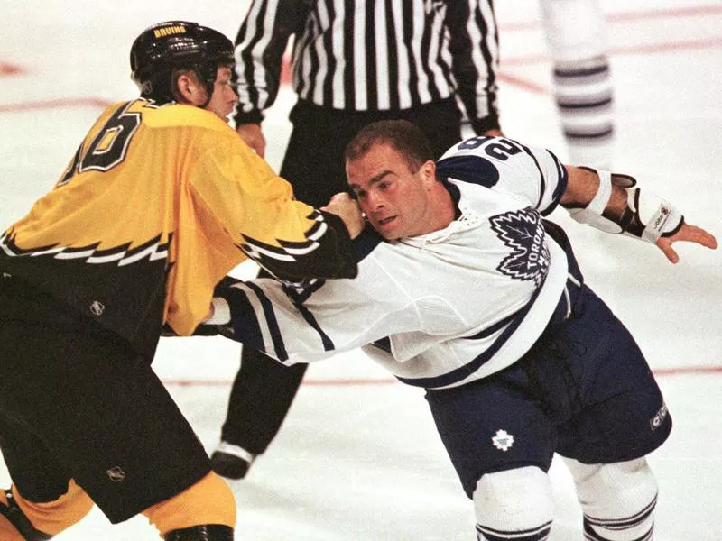 Toronto Maple Leaf Tie Domi