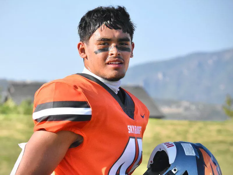 Skyridge High defensive end Tausili Akana