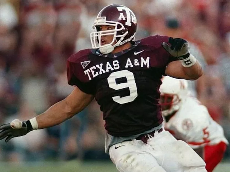 Texas A&M LB Dat Nguyen