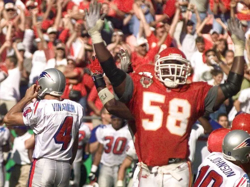 Kansas City Chiefs linebacker Derrick Thomas