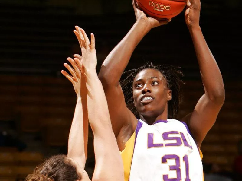 LSU's Sylvia Fowles