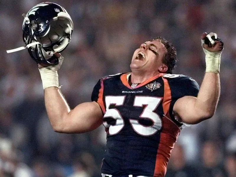 Denver Broncos linebacker Bill Romanowski