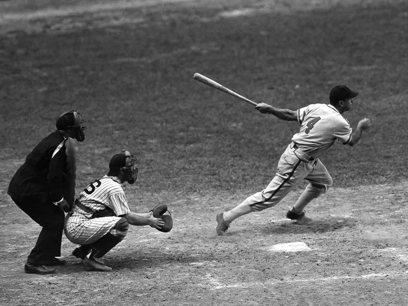 Chicago White Sox shortstop Luke Appling hitting