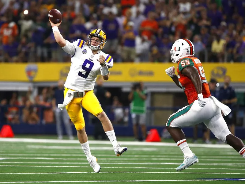 Joe Burrow and Shaquille Quarterman