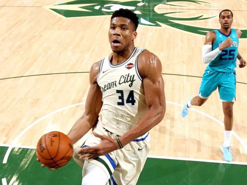 Milwaukee Bucks Forward Giannis Antetokounmpo