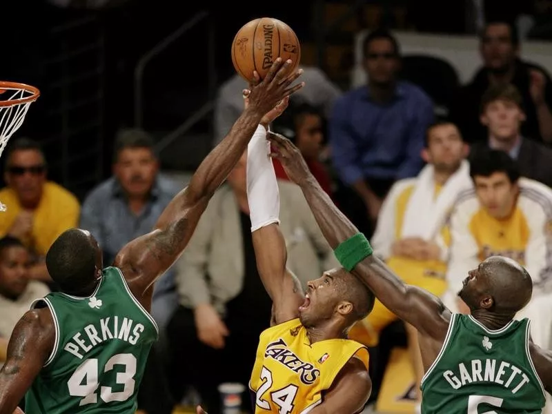 Kevin Garnett and Kendrick Perkins