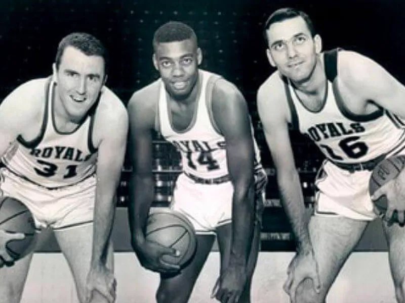 Adrian Smith and Oscar Robertson pose