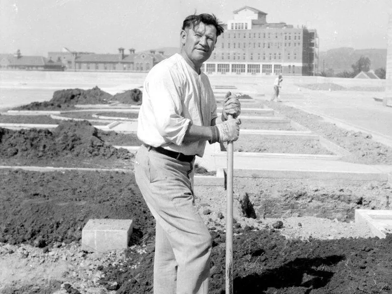 Construction worker Jim Thorpe