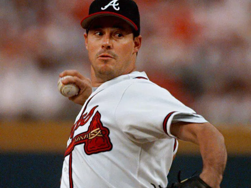 Atlanta Braves Pitcher Greg Maddux