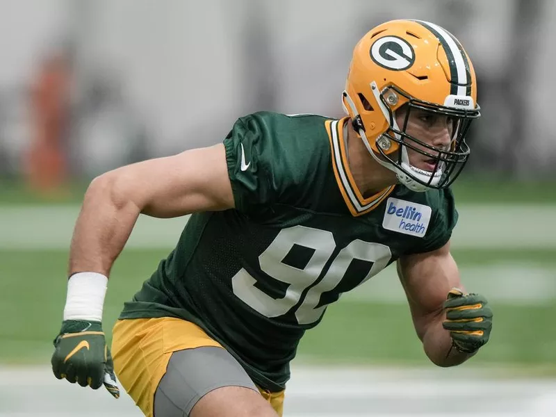 Green Bay Packers defensive end Lukas Van Ness