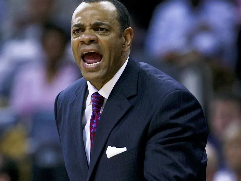 Lionel Hollins