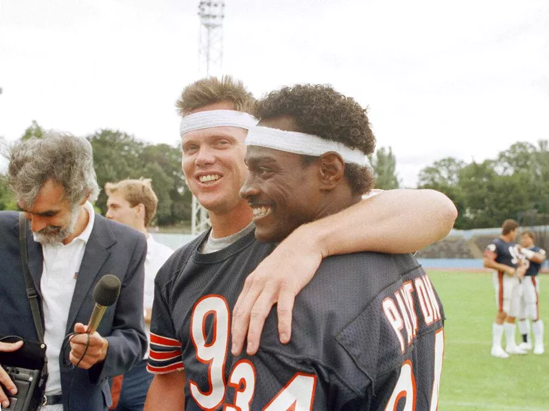 Chicago Bears players Jim McMahon and Walter Payton