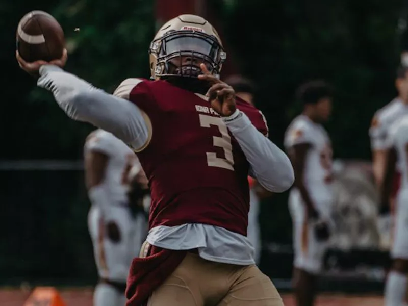 Iona Prep quarterback Ajani Sheppard