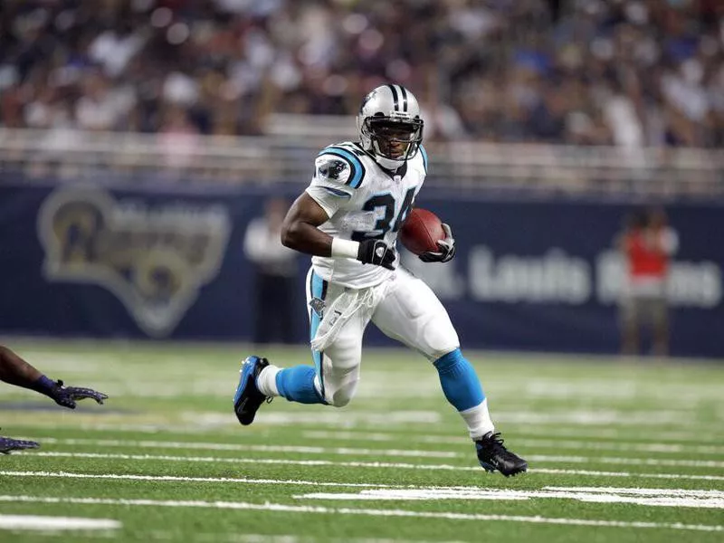 Carolina Panthers' DeAngelo Williams breaks free