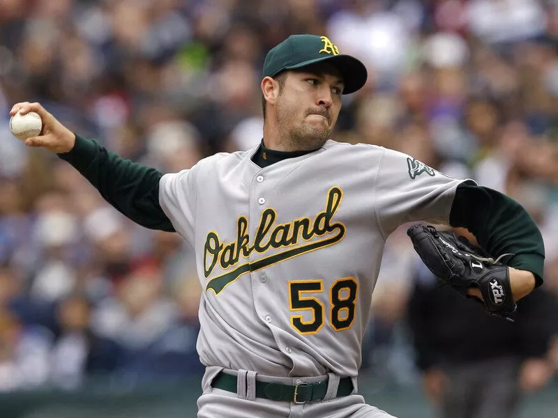 Oakland Athletics starting pitcher Justin Duchscherer