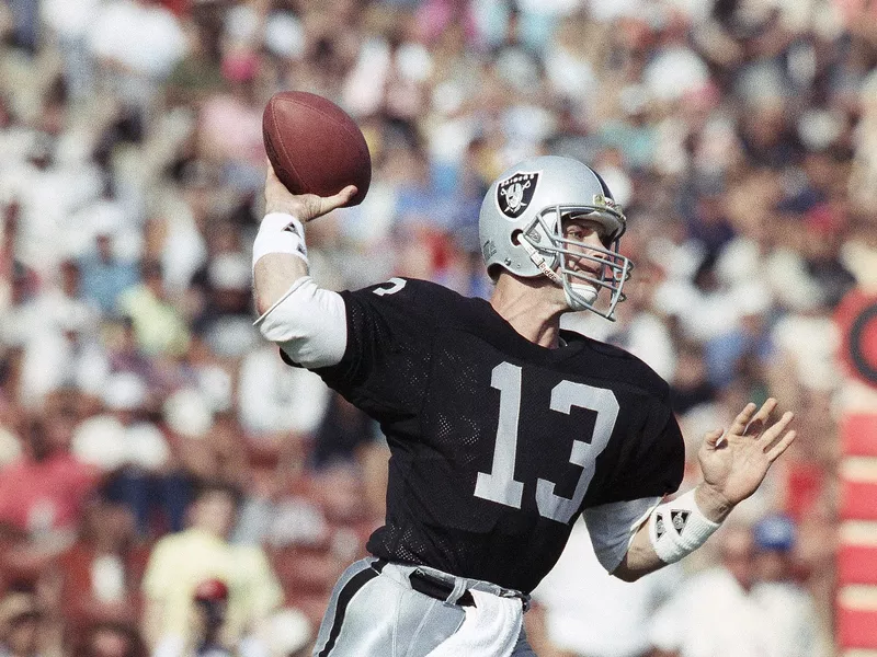 Jay Schroeder on Raiders