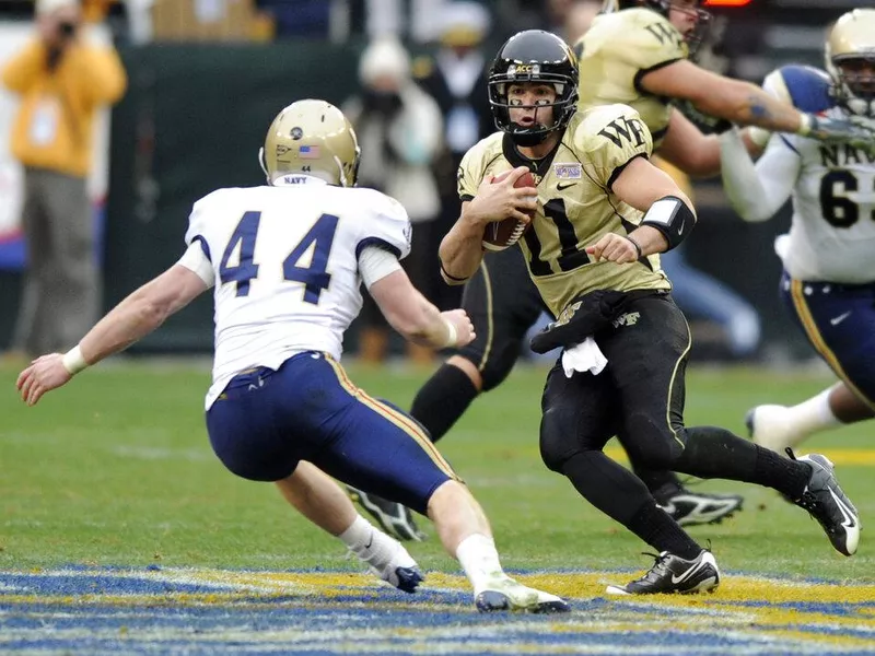 Wake Forest quarterback Riley Skinner