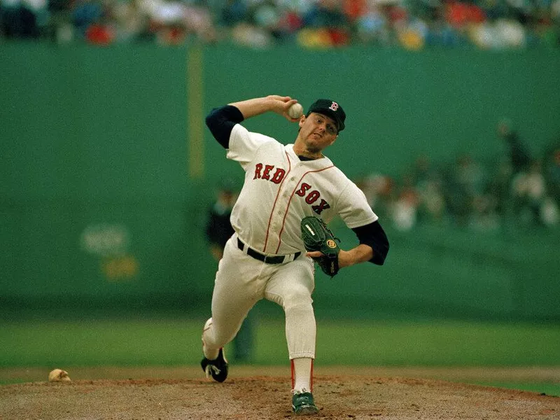 Roger Clemens pitching for Boston Red Sox