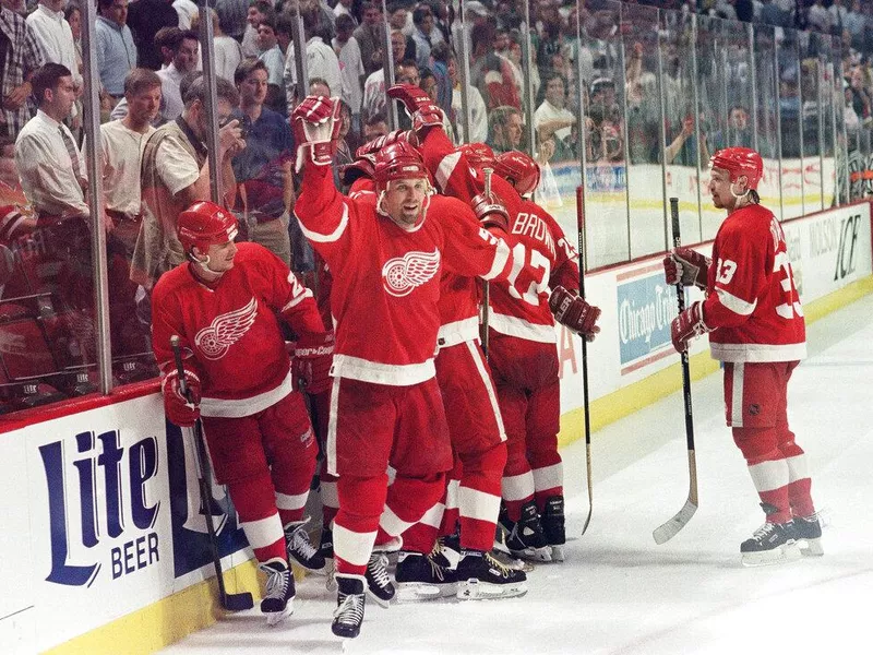 96 Detroit Red Wings