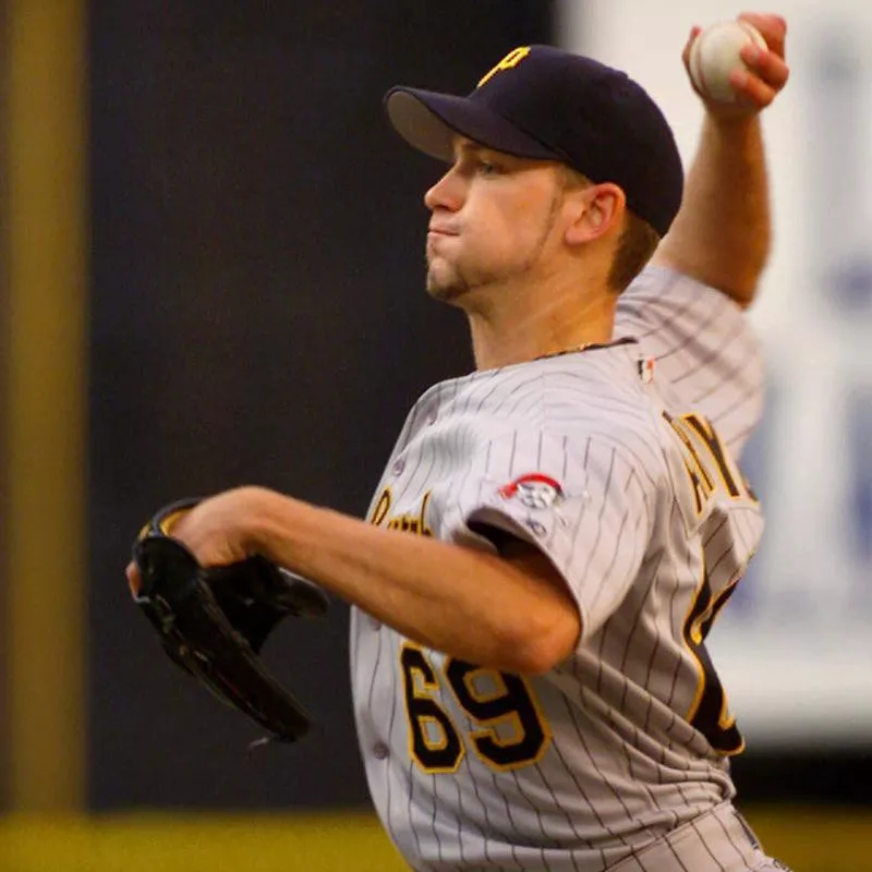 Pittsburgh Pirates' starting pitcher Bronson Arroyo throws against Philadelphia Phillies