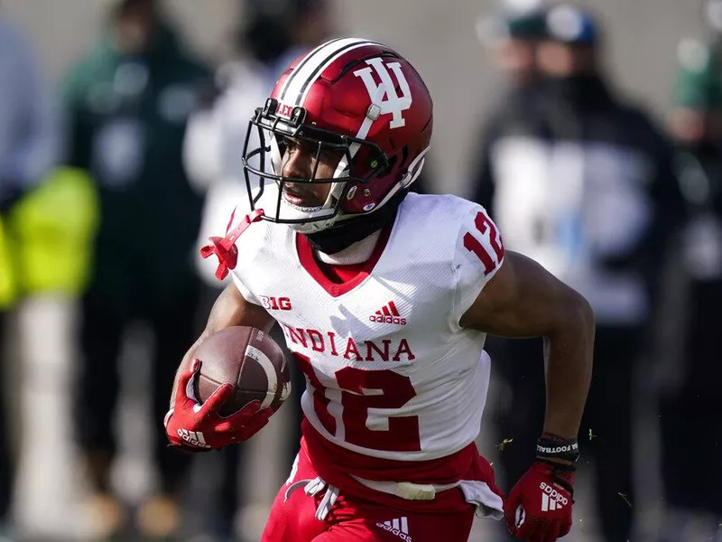 Indiana running back Jaylin Lucas