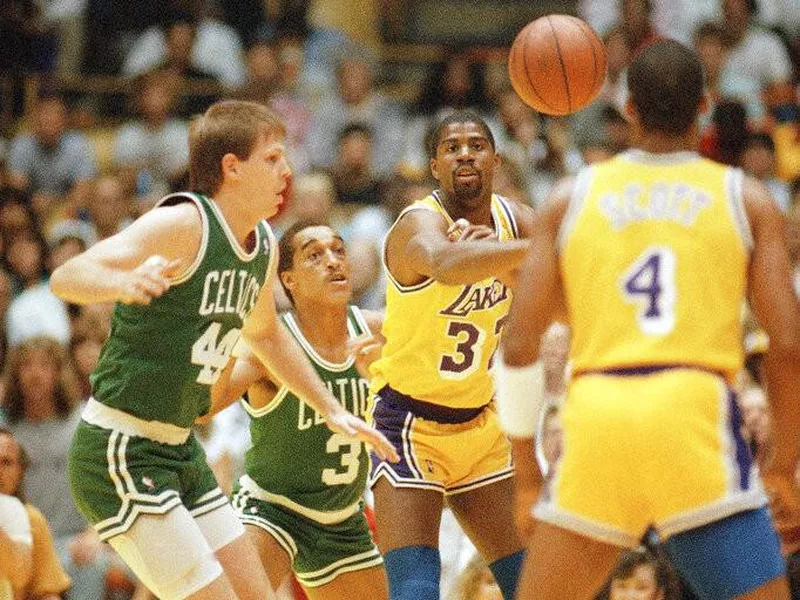 Magic Johnson and Byron Scott