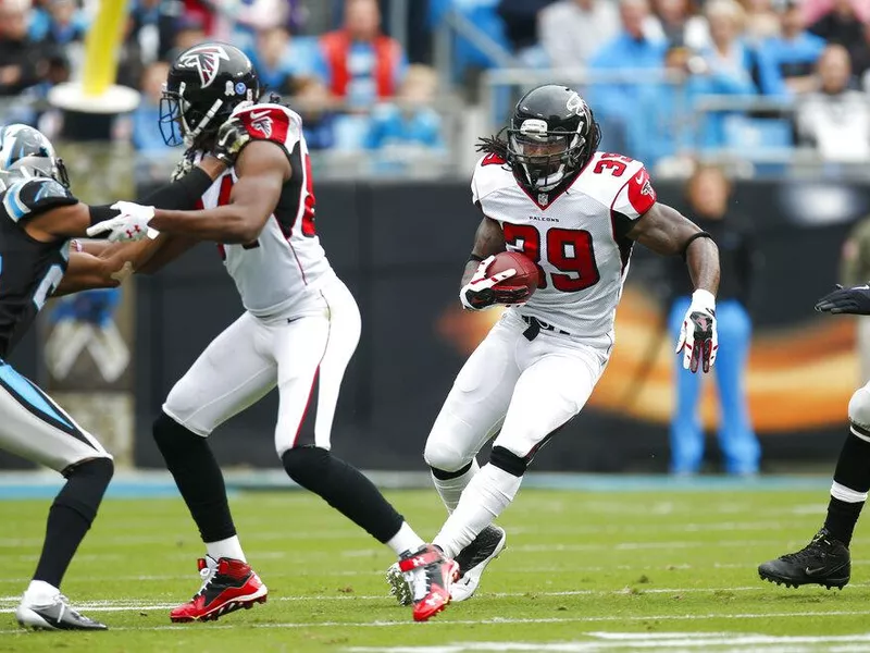 Atlanta Falcons running back Steven Jackson