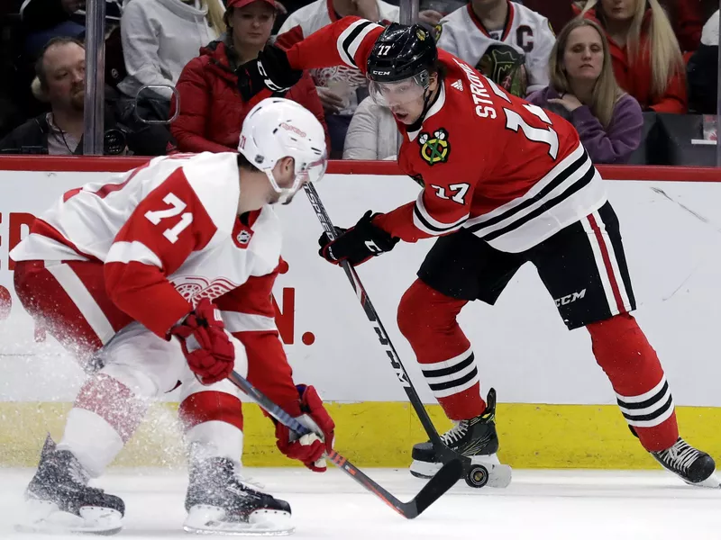 Chicago Blackhawks Dylan Strome controls puck