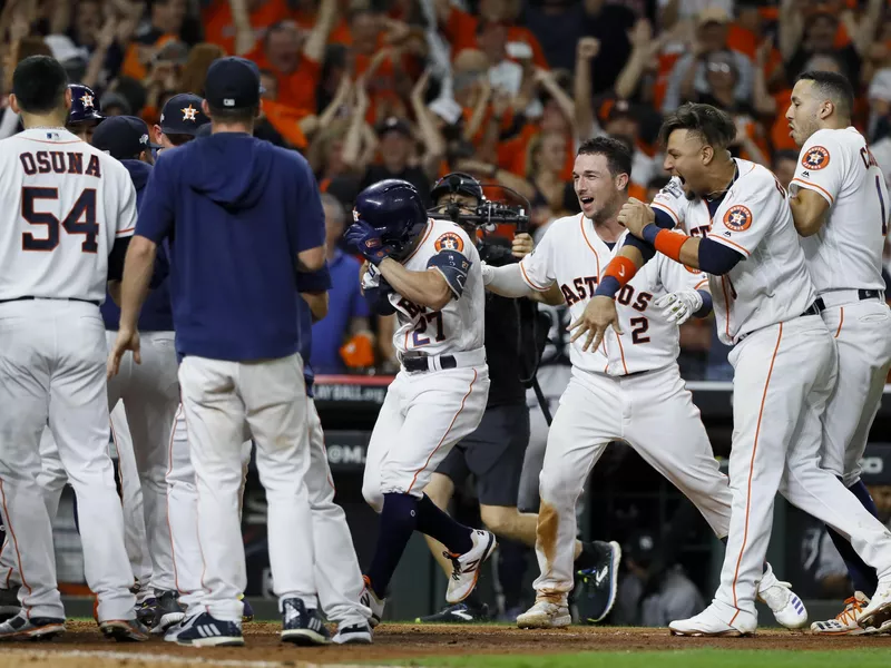 Jose Altuve walkoff