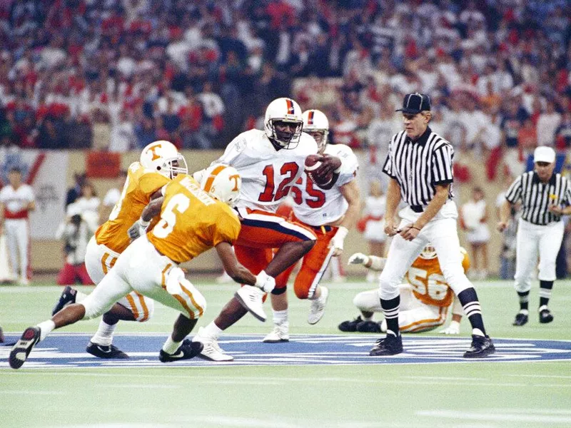 Virginia quarterback Shawn Moore