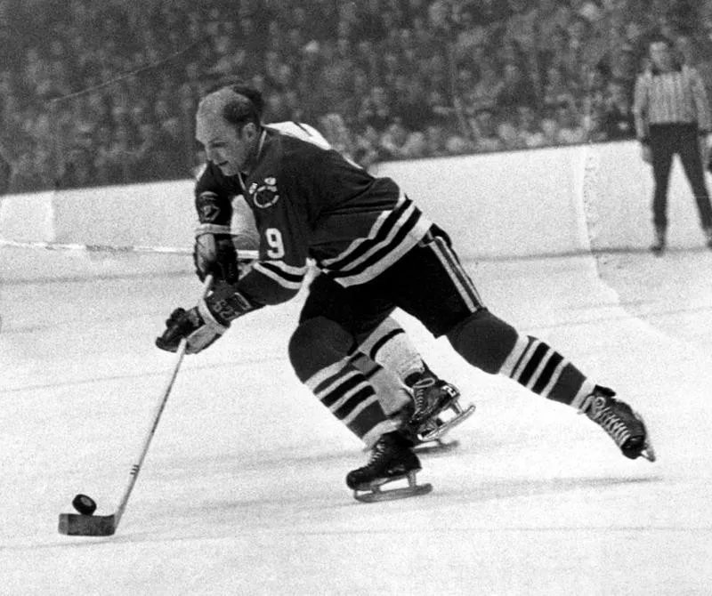 Chicago Blackhawks forward Bobby Hull