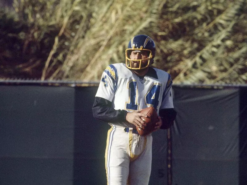 Dan Fouts