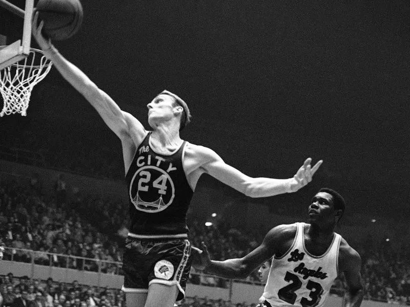 San Francisco Warriors forward Rick Barry