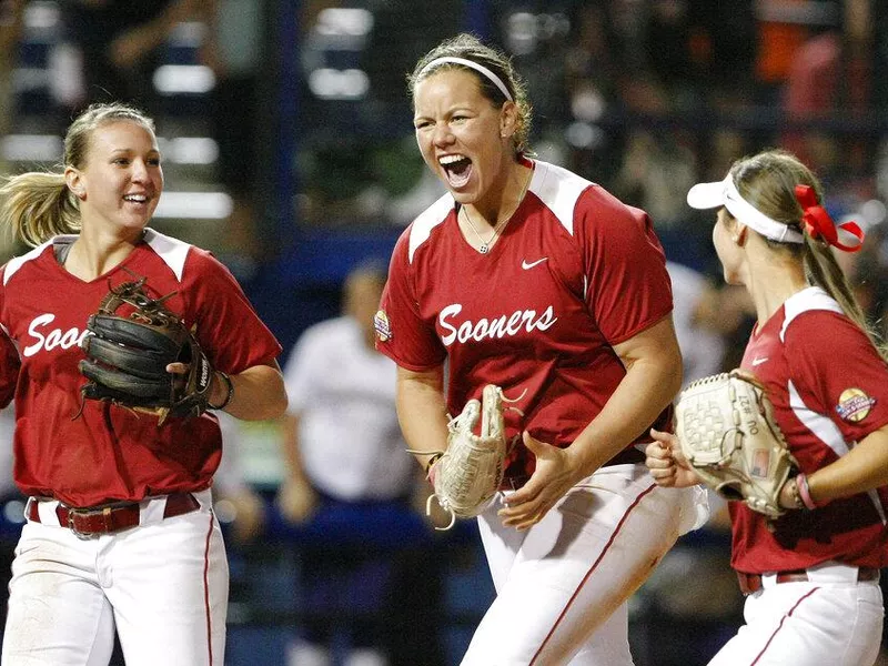 Oklahoma players Shelby Pendley, Keilani Ricketts, Jessica Vest