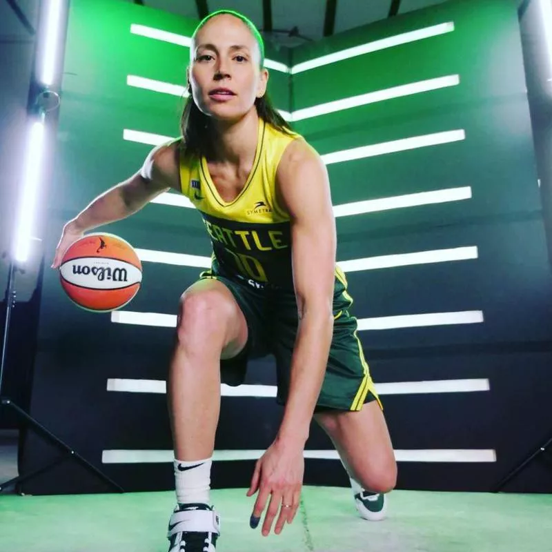 Sue Bird with basketball